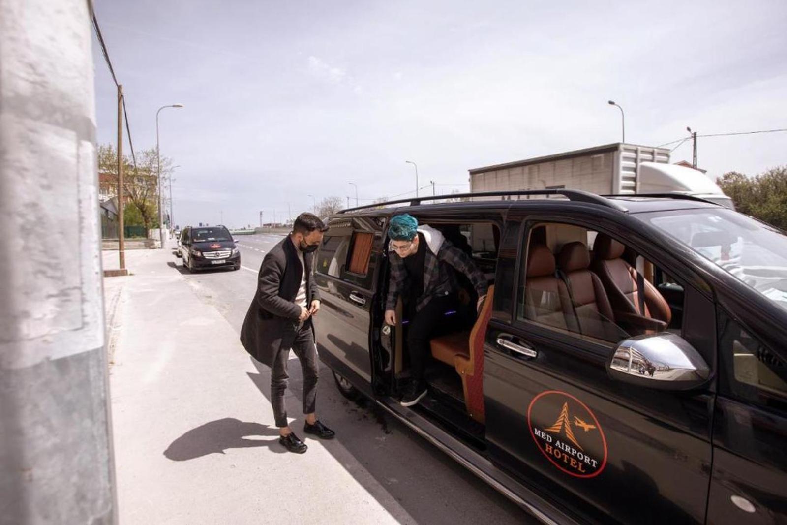 Med Airport Hotel Arnavutkoy Ngoại thất bức ảnh