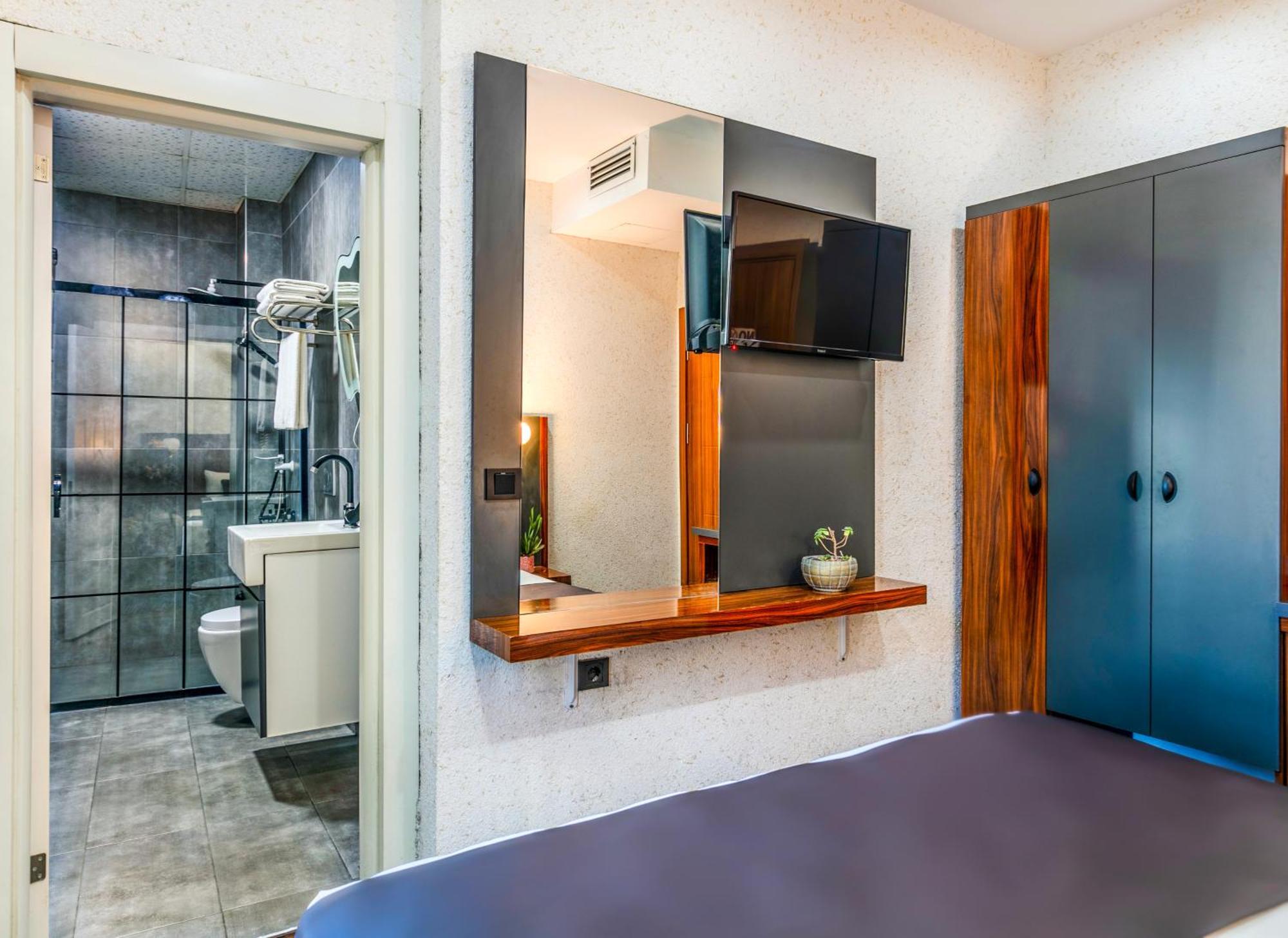 Med Airport Hotel Arnavutkoy Ngoại thất bức ảnh