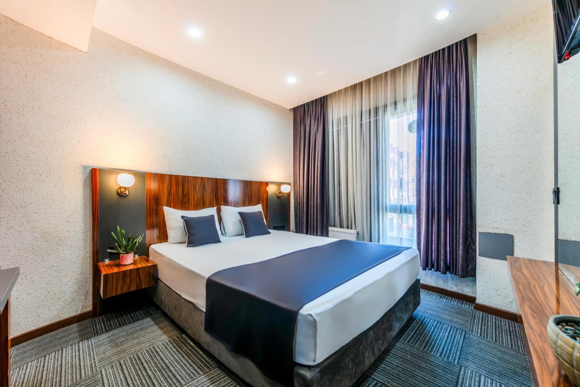 Med Airport Hotel Arnavutkoy Ngoại thất bức ảnh